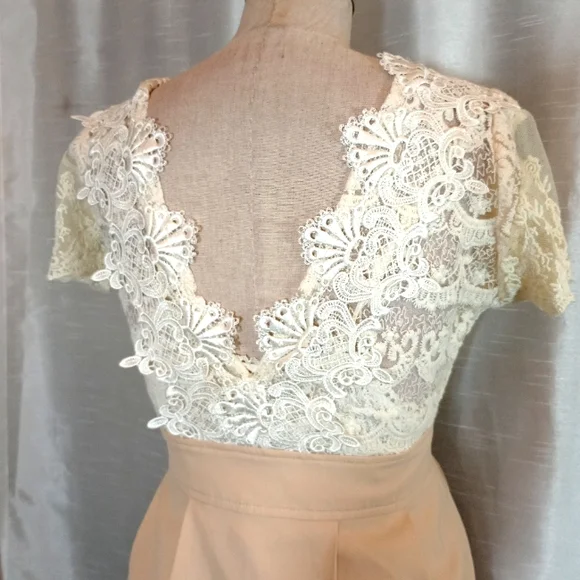 Royal Party Dress, TAG, Mini Ivory Lace Empire Waist, beige Skirt+Camisole, 6 - Picture 8 of 14